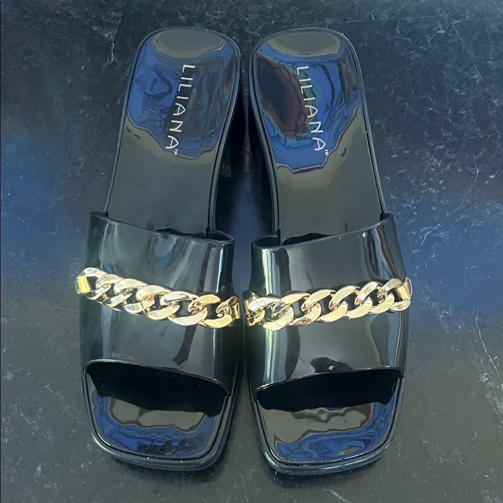 Liliana size 8 Glossy Black Jelly Slides with Gold Chain chunky heels new in box